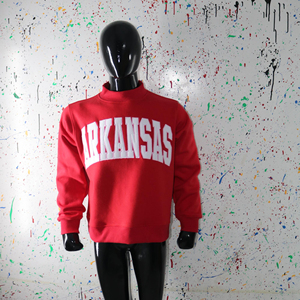 Sweat-shirt à capuche rouge unisexe Arkansas, coupe ample, en coton tricoté, imprimé sérigraphié sur le devant, idéal pour l'hiver - Product Image 3