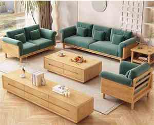 ชุดโซฟาไม้สักสีธรรมชาติ พร้อมเบาะเสริม รวมถึงโต๊ะและโต๊ะกาแฟสำหรับห้องนั่งเล่น - Product Image 1