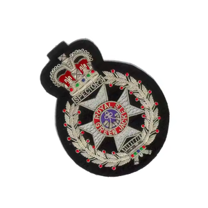 Blazer en fil métallique brodé à la main de la meilleure qualité Badges Taille personnalisée Matériel avec décoration en dentelle Logo personnalisé - Product Image 6