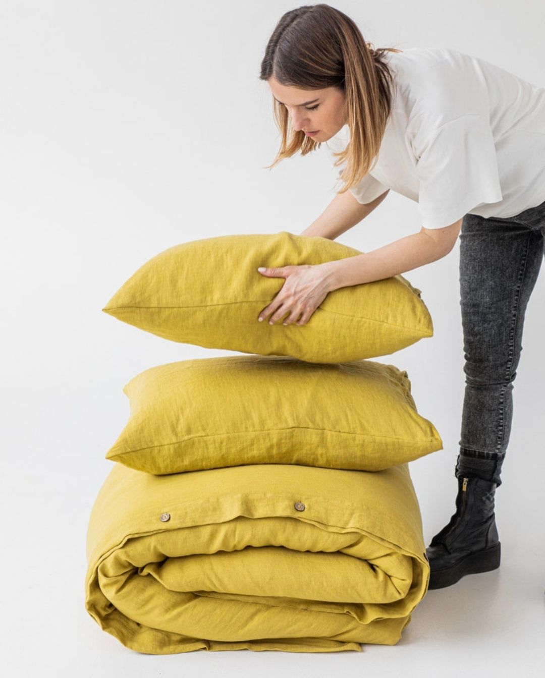 สีเขียวมะกอก