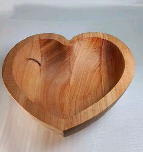 Bol de dattes élégant en bois lisse pour une cuisine moderne élégante et une décoration de table à manger contemporaine - Product Image 4