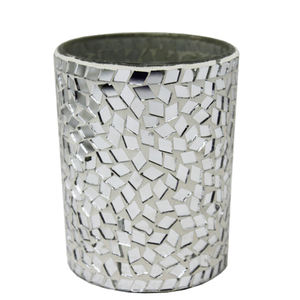 Porte-bougie votive en mosaïque de miroir argenté en verre de conception unique pour la décoration de salon et d'hôtel faite à la main - Product Image 1