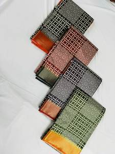 Peso ligero suave Assami Pattu tejiendo borde Jari junto con hermosa blusa - Product Image 6