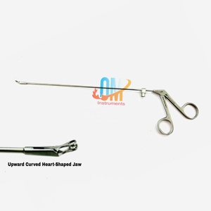 Pinzas microquirúrgicas laringeales ENT con mandíbula en forma de corazón |   Instrumento Quirúrgico Laríngeo de Acero Inoxidable Sólido con Certificación ISO |   OldMed - Product Image 5