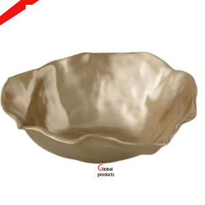 Bol de service à salade et à nourriture en acier inoxydable d'aspect moderne en métal avec design à la feuille d'or pour restaurant et bar d'hôtel - Product Image 4