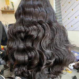 Vietnamita Super Double Drawn Virgin Hair Single Weft Body Textura ondulada Precio al por mayor Remy Tape-In Pre-Bonded Style 100g - Product Image 1