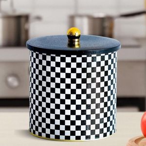 ภาชนะเก็บอาหารทรงกลมโลหะขนาด175x180มม. พร้อมที่จับลูกบิดความจุ4.1L และดีไซน์กระดานหมากรุก - Product Image 2