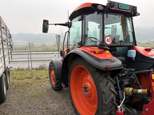 Kubota M5092 4X4 Tractor with Engine Motor Gearbox Pump for Agriculture and Lawn Mowing-2-Year Warranty US Origin 99kg - Product Image 2