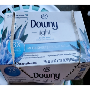 Refresca tu Ropa con las Toallitas para Secadora Downy Light, Compre Ahora, Calidad Premium, Entrega Rápida, Precios al por Mayor para Empresas - Product Image 2