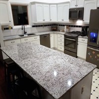 Dalles de table et revêtements muraux en granit poli Neolith, grandes dalles modernes, couleur naturelle, durables, personnalisées par Foshan Fatong