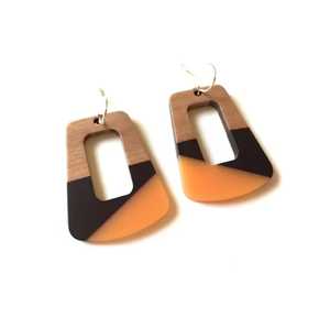 Pendientes de resina de estilo clásico, última llegada, venta al por mayor, conjunto de pendientes de moda de Color personalizado, auricular acrílico para mujer - Product Image 2