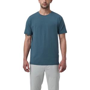 Nouveau T-shirt de sport décontracté pour homme, coupe ajustée, imprimé personnalisé, noir, respirant, 100 % polyester, idéal pour la gym - Product Image 1