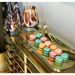 ถาดเสิร์ฟอาหารอลูมิเนียมออกแบบไม่ซ้ําใครทําด้วยมือตอกออกแบบถาดเสิร์ฟเริ่มต้นเคลือบเงาสีทองพร้อมฐานขาตั้ง - Product Image 5