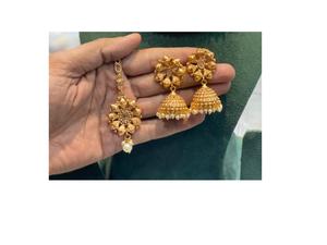 Ensemble collier et boucles d'oreilles plaqué or classique de qualité supérieure pour femmes, idéal pour mariage, fiançailles, fêtes et festivals - Product Image 2