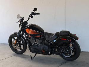Oferta de Subasta 2023: Motocicletas Nuevas FXBBS Street Bob 114 Max. Velocidad >80km/h Potencia 1001-2000W - Product Image 4