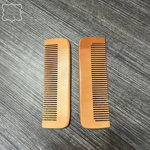 2025 gros dégradable bambou en bois cheveux peigne brosse large dent peigne pour cheveux avec logo - Product Image 5