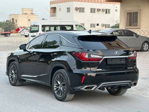 VEICOLO USATO 2021 LEXUS RX 350 BASE 2.4L V6 TURBO SPORT 409CV/5200RPM 6 CILINDRI 7 POSTI TRASMISSIONE AUTOMATICA A 10 VELOCITÀ - Product Image 5