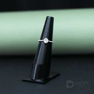 Anillo unisex de moissanita para acero inoxidable chapado en oro de 14KT con diseño exclusivo de moda para cada ocasión - Product Image 1