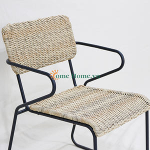 CH Factory Sillas clásicas de jardín de madera Asientos cómodos y diseño elegante para relajarse - Product Image 2