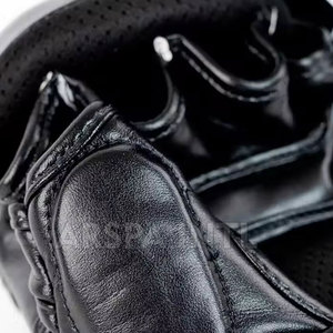 ถุงมือต่อสู้หนังแท้ ดีไซน์โดดเด่น คุณภาพพรีเมียม สไตล์ไม่ซ้ำใคร - Product Image 5