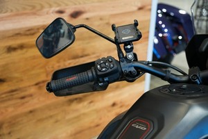 Motocicleta Todoterreno y de Carretera Explorer PACVO de Alto Rendimiento - Product Image 5