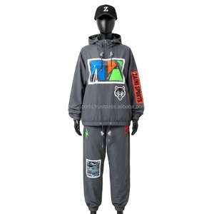 Conjunto de Chaqueta Cortavientos de Poliéster Suave para Mujer, Estilo Color Block Gris con Logotipo Personalizado, Impresión por Transferencia de Calor, Chaqueta Cortavientos de Talla Grande - Product Image 6