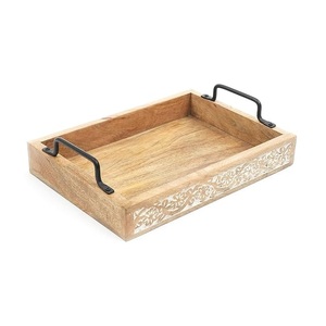 Plateau de service en bois de forme rectangulaire de haute qualité avec poignées en métal noir ustensiles de cuisine personnalisables vaisselle plateaux décoratifs - Product Image 3