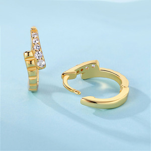 Pendientes de aro exclusivos transfronterizos de plata de ley S925 con incrustaciones de piedras cuadradas, modernos, lujosos y versátiles. - Product Image 6