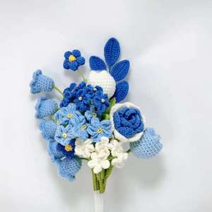Ramo de Girasoles y Tulipanes Tejido a Mano con Ganchillo, Regalo para el Día del Maestro, para Novias y Enamorados - Product Image 6