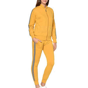 Conjuntos Deportivos de Invierno para Mujer, Estilo 2025, con Capucha, Color Sólido, 100% Algodón, Logotipo Personalizado, Hecho en Pakistán, Alta Calidad - Product Image 2