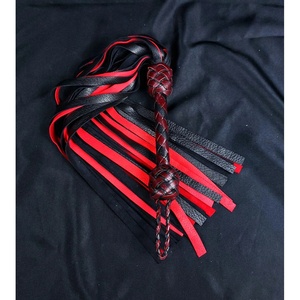 JEXMOO Fouets en cuir faits main personnalisés, outils artisanaux, rouge et noir, nouveauté, 2 ensembles pour adultes, équipement de bondage international - Product Image 3