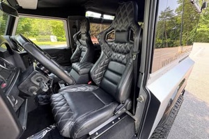 Land Rover Defender 90 4WD/AWD Automático de 6 Velocidades de 1996, el Más Vendido - Product Image 5