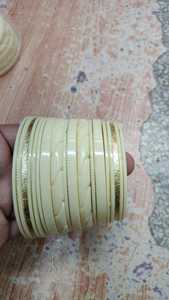 Precio al por mayor LOW MOQ Mujeres y niñas Velvet Glass Churiya Sets Mejor calidad Juego de brazaletes hechos a mano para bodas, fiestas y Eid - Product Image 2