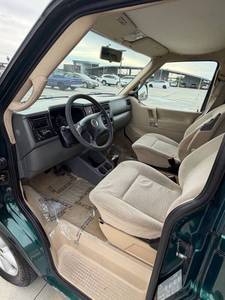 รถตู้ Volkswagen EuroVan GLS ปี 2003 มือสอง ราคาถูก ขาย - Product Image 3