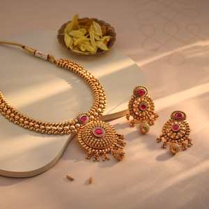Wedding-Ready Antique <b>Necklace</b> 177869 - Product Image 1