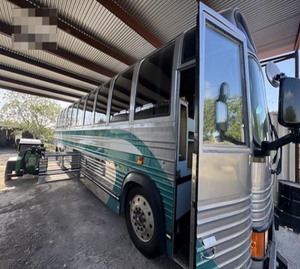 Disponible Autocaravana Usada P-R-E-V-O-S-T LE MIRAGE RV XL L-I-B-E-R-T-Y Modelo 1996 con Alto Rendimiento en Venta - Product Image 1