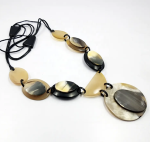 Los collares de cuerno de joyería de moda más asequibles para la declaración de moda vintage de La India - Product Image 3