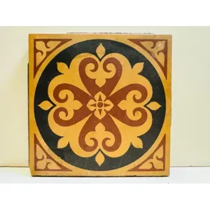 Carrelage de sol 15cm X 15cm X 1.8cm du milieu à la fin du XIXe siècle - Product Image 1