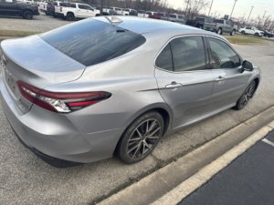 Toyota Camry Híbrido XLE 2022 Usado en Buen Estado - Product Image 5