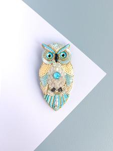 Porte-clés élégant et fantaisiste en alliage avec breloque brodée de perles multicolores en forme de papillon, fait main de haute qualité, magnifique, tendance et étanche - Product Image 3