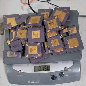 Les processeurs céramiques CPU de récupération d'or sont propres et riches en or - Product Image 1