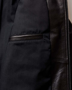 Chaqueta de Cuero para Hombre de Alta Calidad, Estilo Motero, Cuello Alto, Corte Entallado, Resistente al Viento e Impermeable, Estilo Casual Elegante para Invierno - Product Image 6