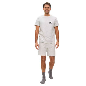 Ensemble t-shirt et short de course respirant d'été pour hommes personnalisés avec couleurs contrastées - Product Image 3