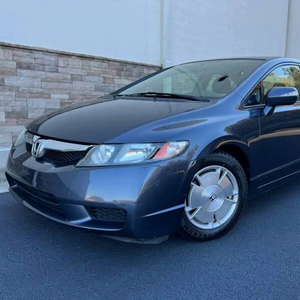 Auto Usado de Calidad a Precio Accesible, Ho-n-da Ci-vic EX-L 2010, Volante a la Izquierda - Product Image 1