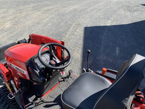 Tractor Agrícola Massey Ferguson 1GC.23 4WD de 100HP con Transmisión Automática, Bomba de Motor para Implementos Agrícolas, Alta Productividad y Velocidad - Product Image 3