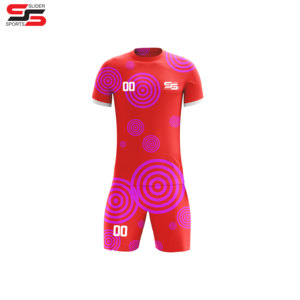 Tenues de football avec designs personnalisables, 100 % polyester, couleurs et tailles sur mesure pour les équipes universitaires et collégiales - Product Image 1