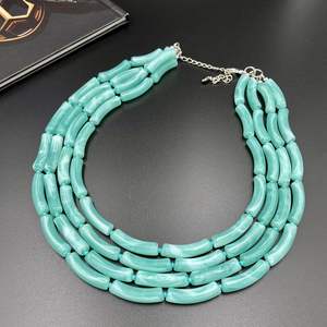 Collar de resina colorido hecho a mano de Venta caliente para mujeres y niñas joyería de moda clásica con cadenas de perlas directo de la India - Product Image 2