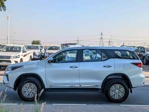 Nuevo/Usado 2023 Toyota Fortuner Gasolina TRANSMISIÓN AUTOMÁTICA SUV - Product Image 3