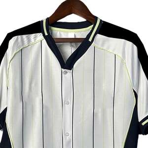 Nuevo Modelo de Uniforme de Fútbol Personalizado, Jersey de Secado Rápido, Ropa Deportiva de Fútbol para Hombre - Product Image 3