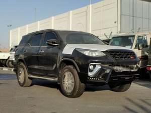 سيارات ودراجات بخارية-<span class=keywords><strong>TOY</strong></span> OTA <span class=keywords><strong>FORTUNER</strong></span> SR5 2020, مستخدمة لعبة OTA <span class=keywords><strong>FORTUNER</strong></span> SR5 من اليابان ألمانيا للبيع رائجة البيع من النوع الذي تحكم عن بعد بالأميال اليسرى من النوع الذي تحكم به عن بعد